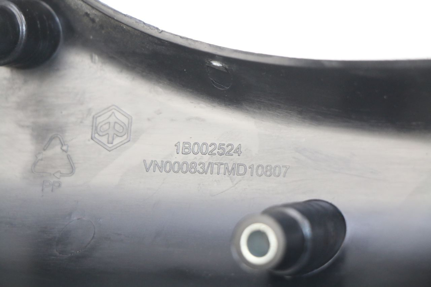 photo de SIDE FRAME COVER PIAGGIO LIBERTY IGET 4T 50 (2015 - 2020) - Component detail