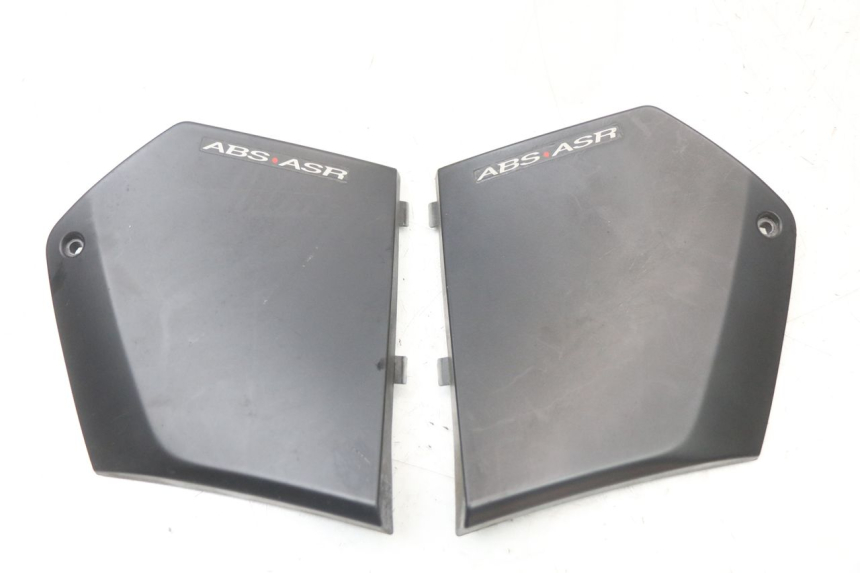 photo de FRAME COVER PIAGGIO MP3 HPE 350 (2018 - 2020) - Main view