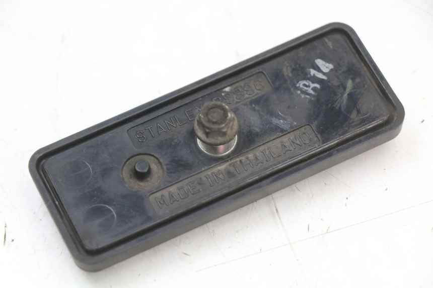 photo de FRAME COVER HONDA PCX (JF28) 125 (2009 - 2011) - Zoom on usage condition