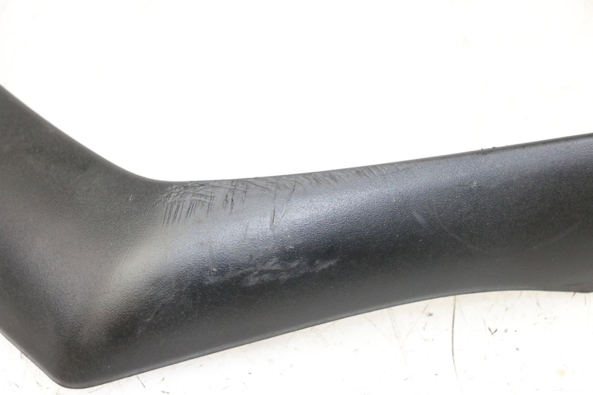 photo de FRAME COVER PIAGGIO BEVERLY 125 (1998 - 2005) - Alternative perspective