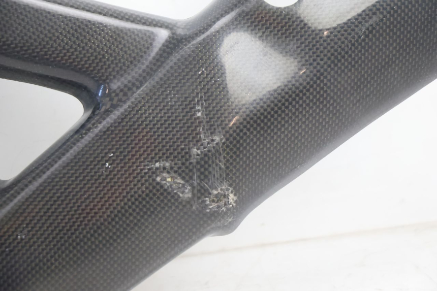 photo de FRAME COVER SUZUKI SV S 650 (2003 - 2009) - Technical close-up