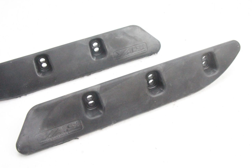 photo de FRAME COVER YAMAHA WAVE RUNNER GP R 1200 (2000 - 2003) - Zoom on usage condition