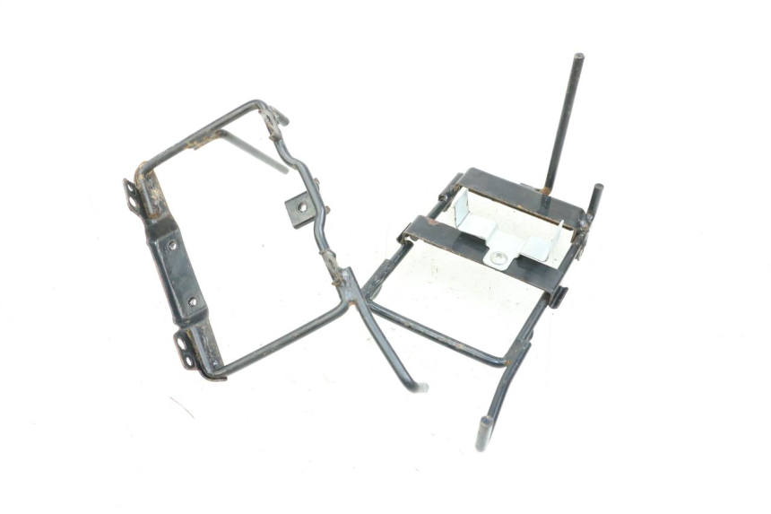 photo de Side frame cover HYOSUNG XRX 125 (2000 - 2008) - Zoom on usage condition