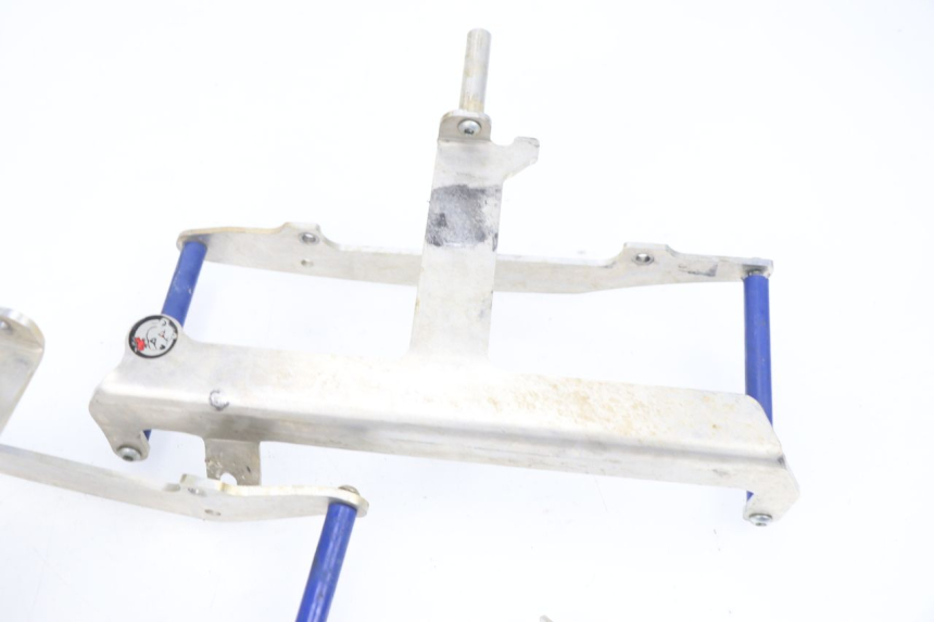 photo de FRAME COVER YAMAHA YZF YZ-F 450 (2006 - 2009) - Alternative perspective