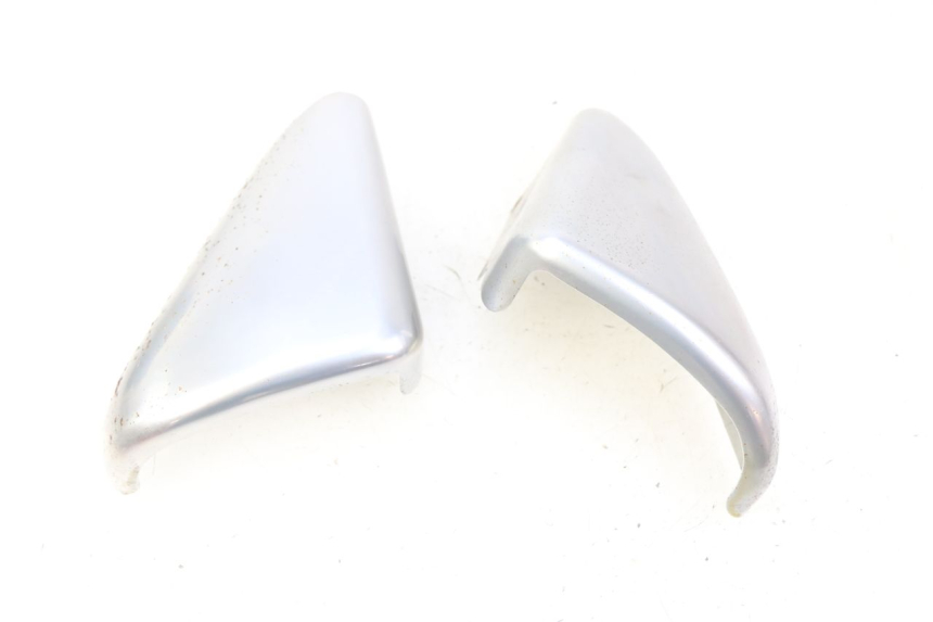 photo de SIDE FRAME COVER KAWASAKI ZEPHYR 1100 ( - 1995) - Fixing points details