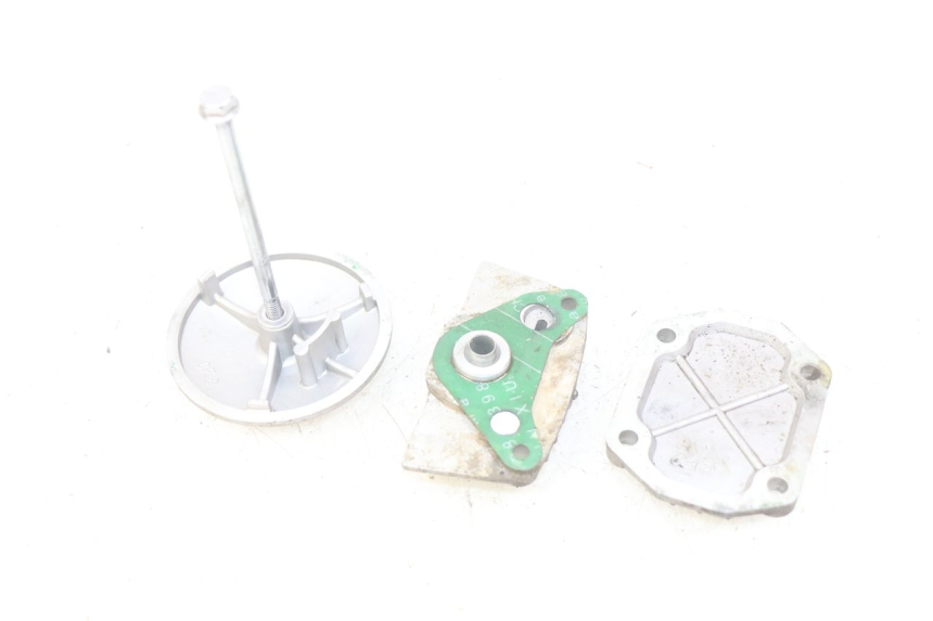 photo de VALVE COVER ORION AGB37 CRF1 DIRT BIKE 125 (2013 - 2021) - Zoom on usage condition