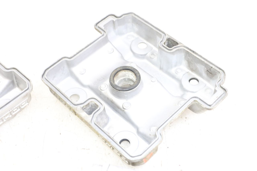 photo de Valve cover HYOSUNG GV AQUILA 125 (2000 - 2009) - Surface and material condition