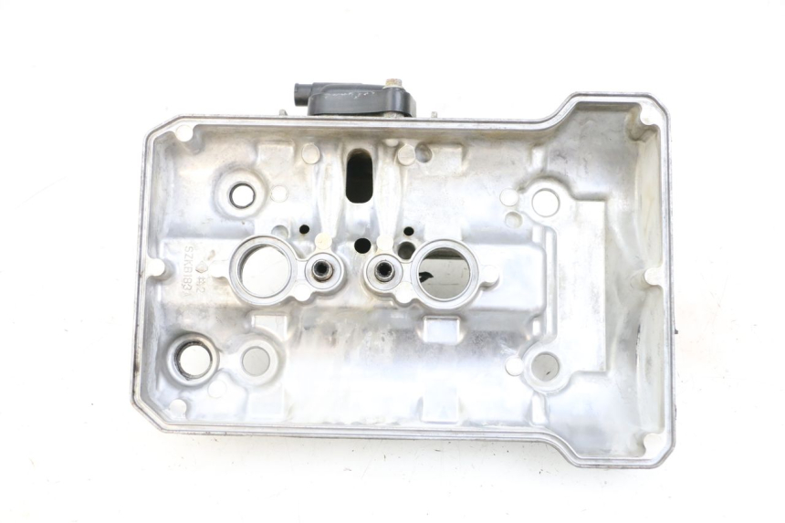 photo de ROCKER COVER SUZUKI BURGMAN EXECUTIVE ABS 650 (2006 - 2012) - Component detail