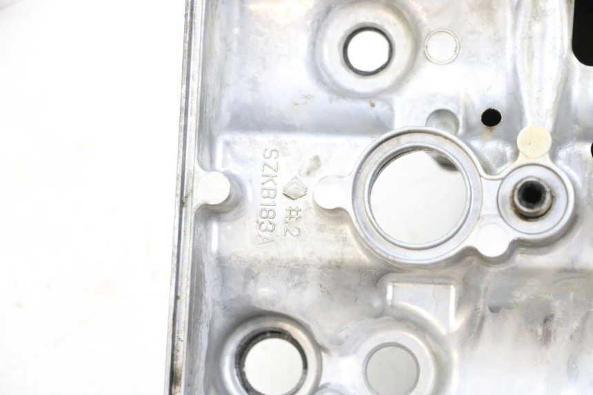 photo de ROCKER COVER SUZUKI BURGMAN EXECUTIVE ABS 650 (2006 - 2012) - Zoom on usage condition