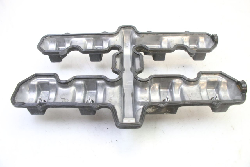 photo de ROCKER COVER YAMAHA FJ 36Y 1100 (1984 - 1985) - Alternative perspective