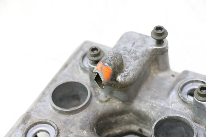 photo de ROCKER COVER YAMAHA FJR 1300 (2001 - 2005) - Alternative perspective