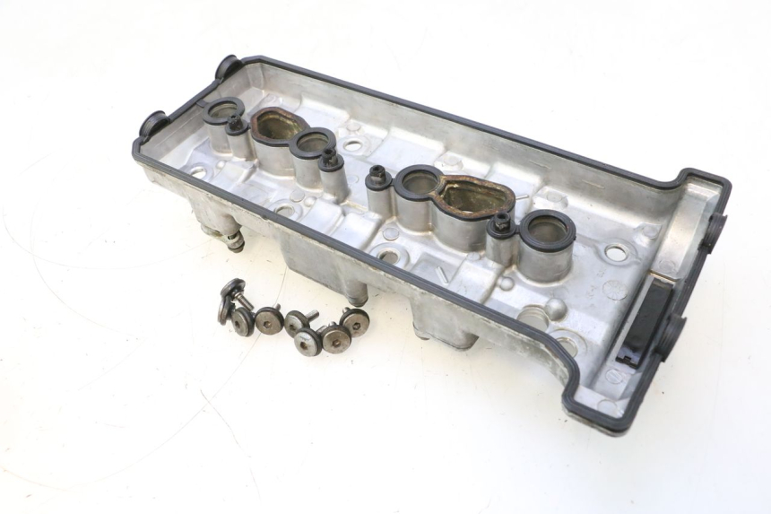 photo de ROCKER COVER YAMAHA FJR 1300 (2001 - 2005) - Surface and material condition