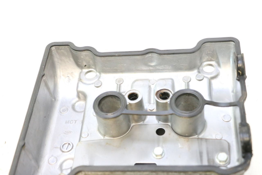 photo de ROCKER COVER HONDA FJS SILVER WING SILVERWING 400 (2005 - 2008) - Zoom on usage condition