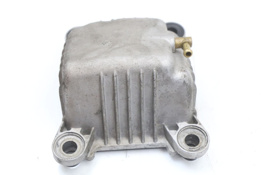 photo de ROCKER COVER PIAGGIO FLY 4T 50 (2004 - 2010) - Zoom on usage condition