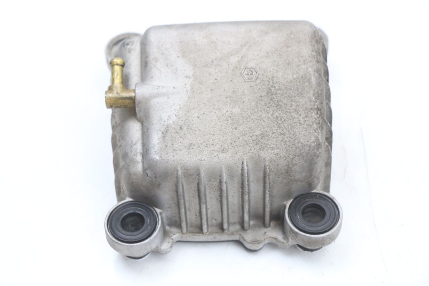 photo de ROCKER COVER PIAGGIO FLY 4T 50 (2004 - 2010) - Alternative perspective