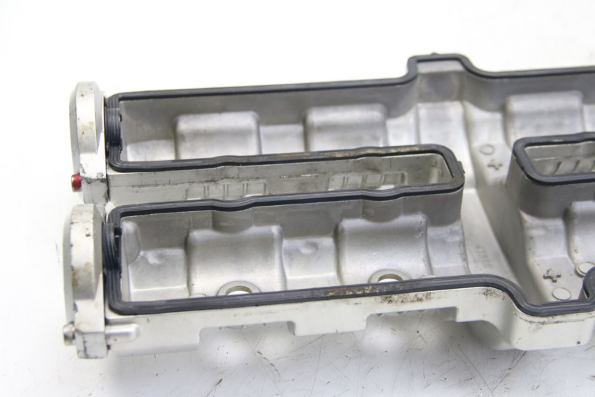 photo de VALVE COVER YAMAHA FZS FAZER 600 (2001 - 2003) - Zoom on usage condition