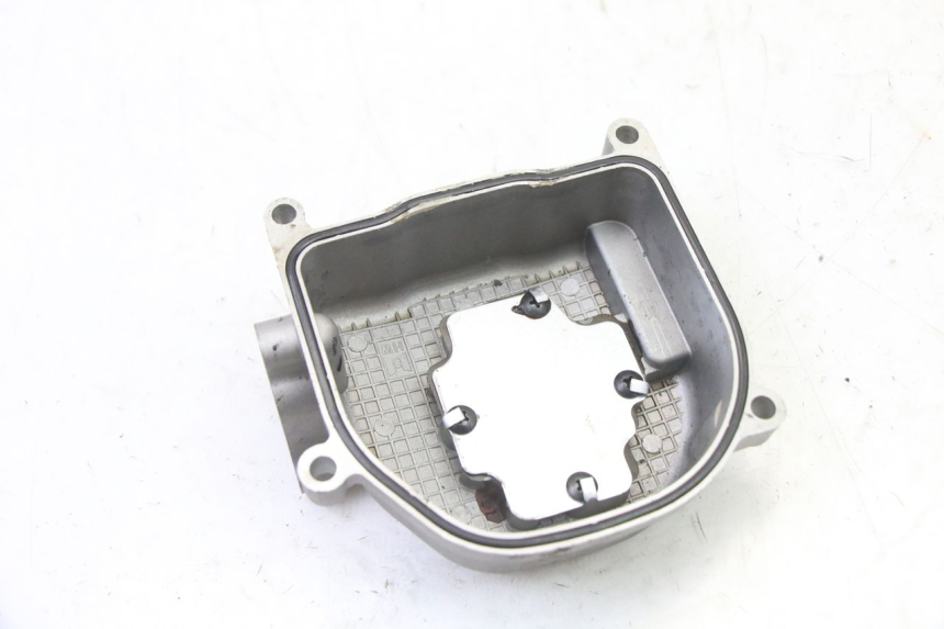 photo de ROCKER COVER PEUGEOT KISBEE 4T 50 (2018 - 2022) - Zoom on usage condition