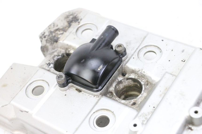 photo de ROCKER COVER SUZUKI GSX F GSXF 650 (2007 - 2015) - Alternative perspective