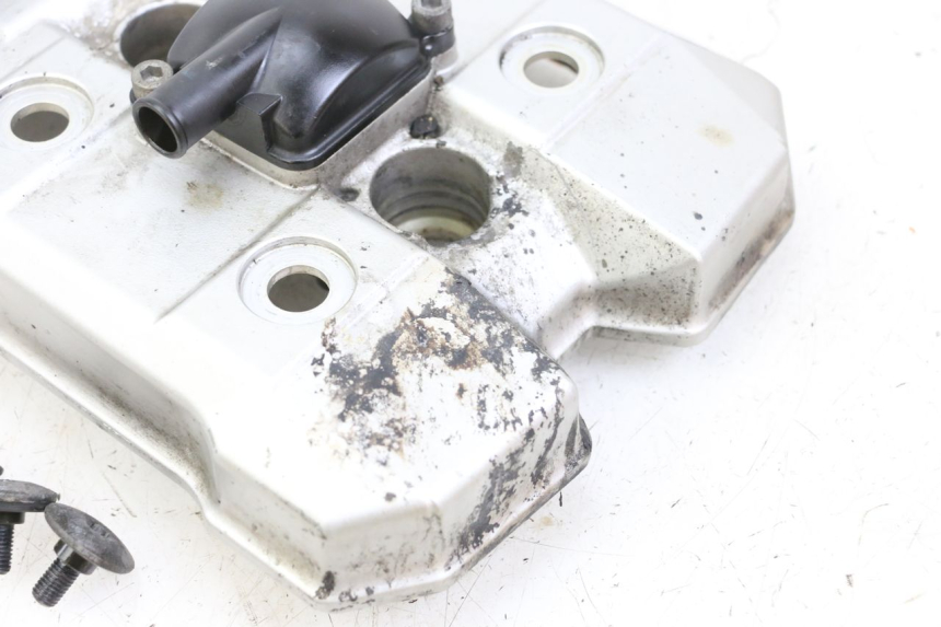 photo de ROCKER COVER SUZUKI GSX F GSXF 650 (2007 - 2015) - Surface and material condition