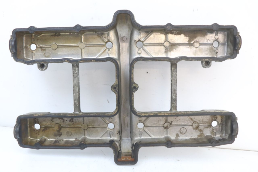 photo de ROCKER COVER YAMAHA XJ F 900 (1983 - 1994) - Alternative perspective