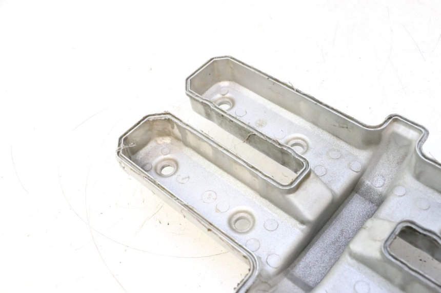 photo de ROCKER COVER YAMAHA YZF R GENESIS 750 (1993 - 1998) - Product overview
