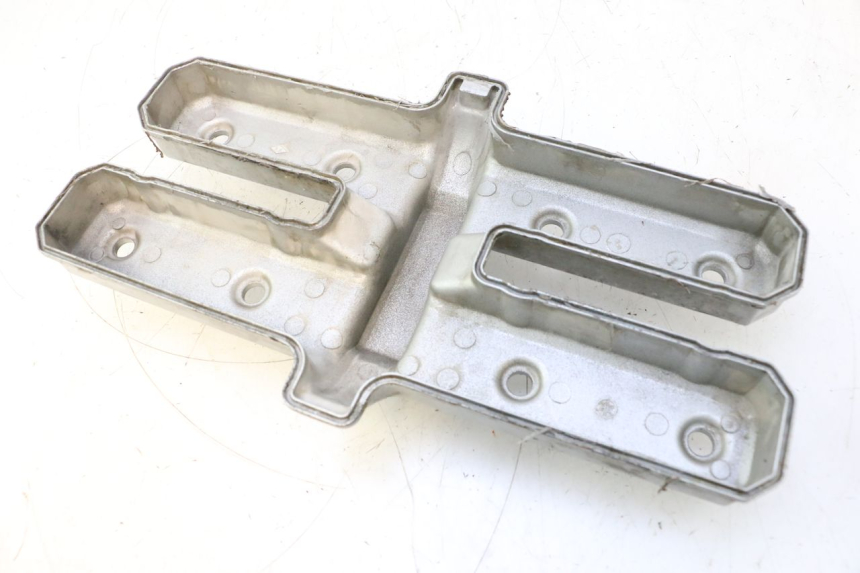photo de ROCKER COVER YAMAHA YZF R GENESIS 750 (1993 - 1998) - Surface and material condition