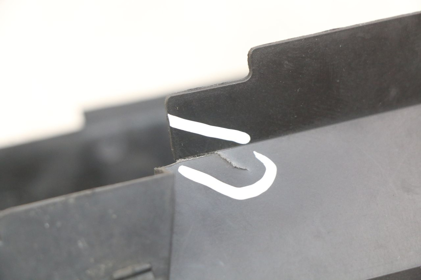 photo de CYLINDER HEAD COVER KYMCO AGILITY 16+ 4T 50 (2018 - 2023) - Zoom on usage condition