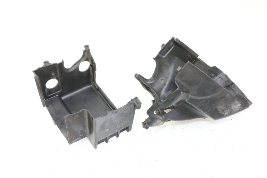 photo de CYLINDER HEAD COVER SYM CROX 4T 50 (2016 - 2023) - Component detail