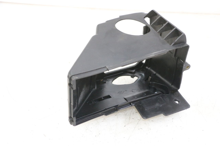 photo de CYLINDER COVER DAELIM BESBI 125 (2007 - 2008) - Alternative perspective