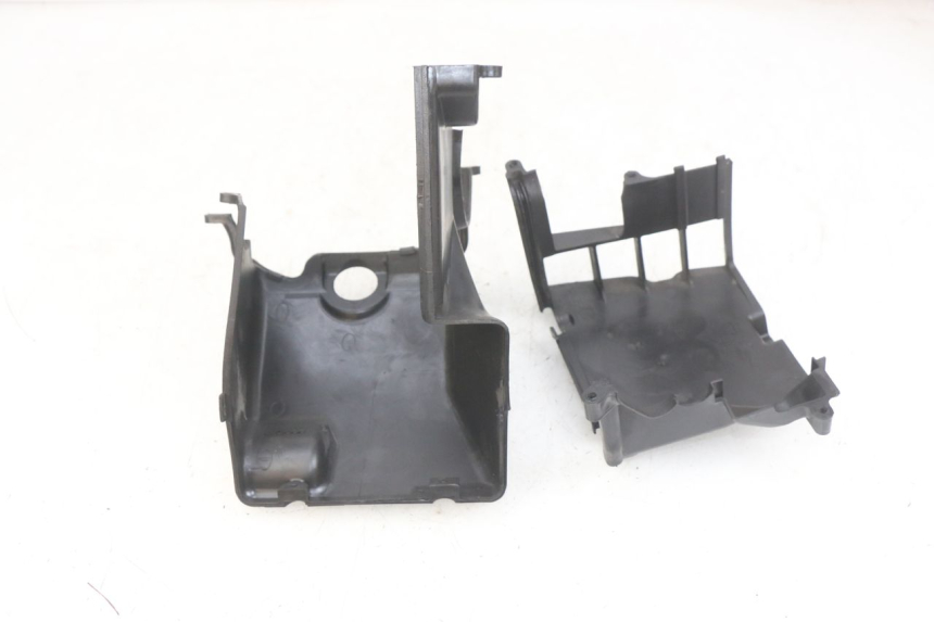 photo de CYLINDER HEAD COVER SYM FIDDLE 3 III 125 (2014 - 2020) - Zoom on usage condition