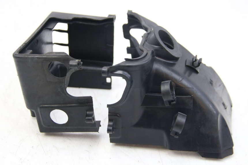 photo de CYLINDER HEAD COVER SYM JET 14 4T 50 (2018 - 2022) - Technical close-up