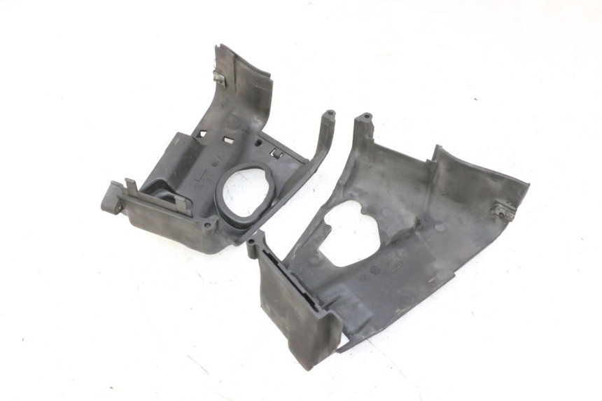 photo de CYLINDER COVER PIAGGIO LIBERTY 125 (1998 - 2008) - Zoom on usage condition