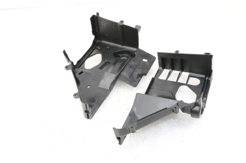 photo de CYLINDER COVER LONGJIA SHARPY 125 (2020 - 2024) - Technical close-up