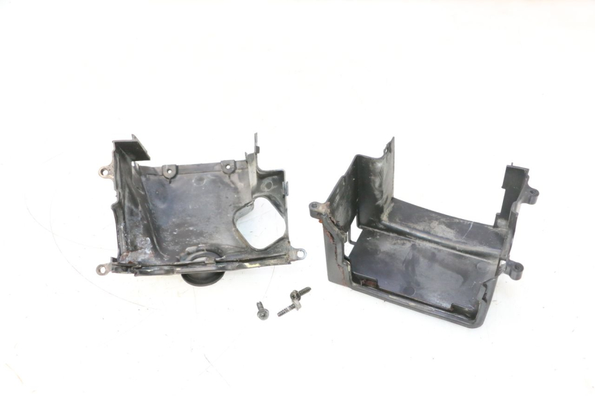 photo de CYLINDER COVER SYM MIO 50 (2005 - 2010) - Alternative perspective