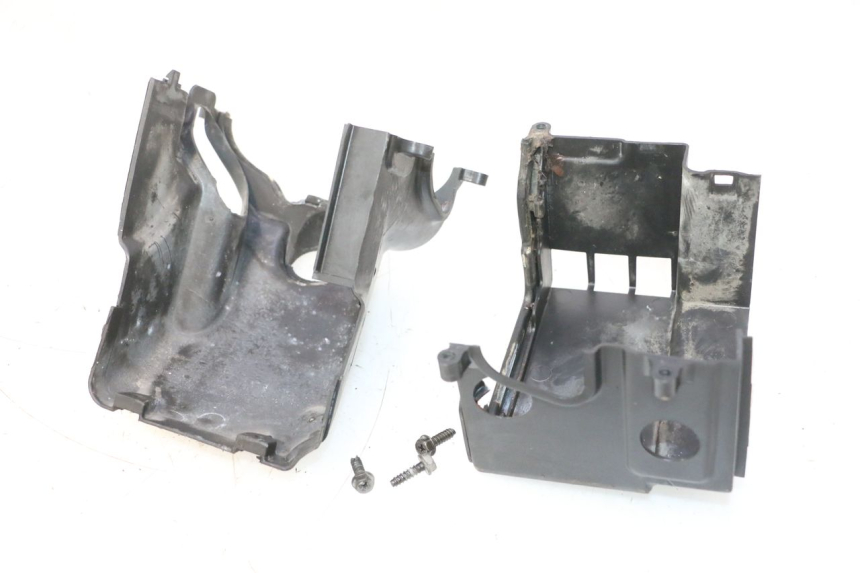 photo de CYLINDER COVER SYM MIO 50 (2005 - 2010) - Technical close-up