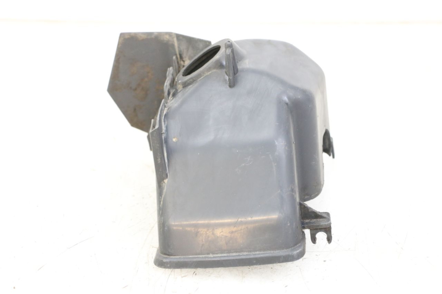 photo de CYLINDER HEAD COVER PEUGEOT TKR TREKKER FURIOUS 50 (2005 - 2014) - Fixing points details