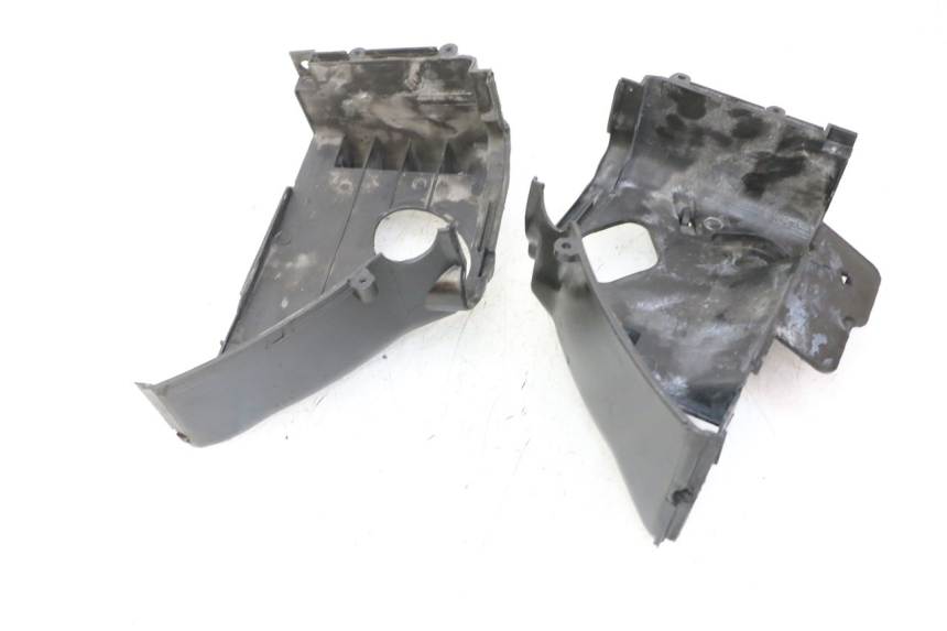 photo de CYLINDER COVER PEUGEOT VIVACITY 125 (2010 - 2017) - Technical close-up