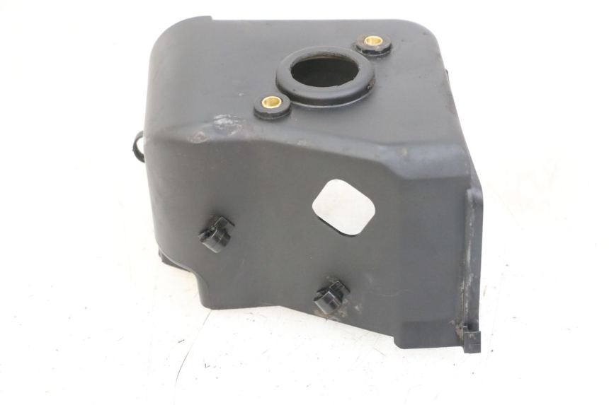 photo de CYLINDER HEAD COVER PIAGGIO NEW TYPHOON 50 (2010 - 2017) - Alternative perspective