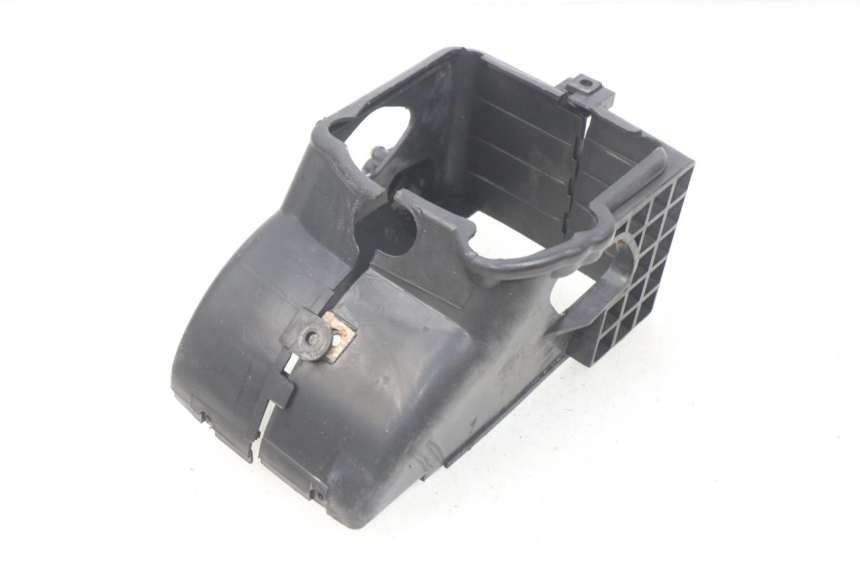 photo de CYLINDER HEAD COVER TNT MOTOR ROMA 10' 4T 50 (2007 - 2018) - Zoom on usage condition