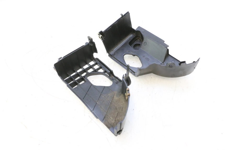 photo de CYLINDER HEAD COVER TNT MOTOR ROMA 10' 4T 50 (2007 - 2018) - Product overview