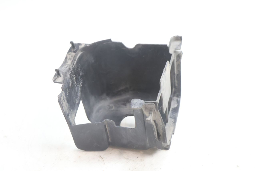photo de CYLINDER HEAD COVER KEEWAY RY6 2T 50 (2011 - 2019) - Technical close-up