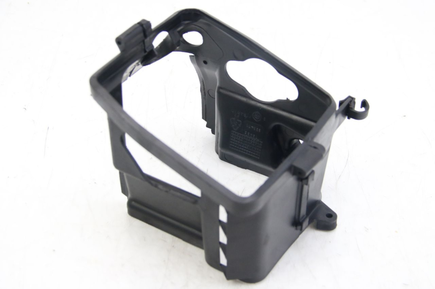 photo de CYLINDER HEAD COVER APRILIA SCARABEO 4T 50 (2009 - 2017) - Alternative perspective