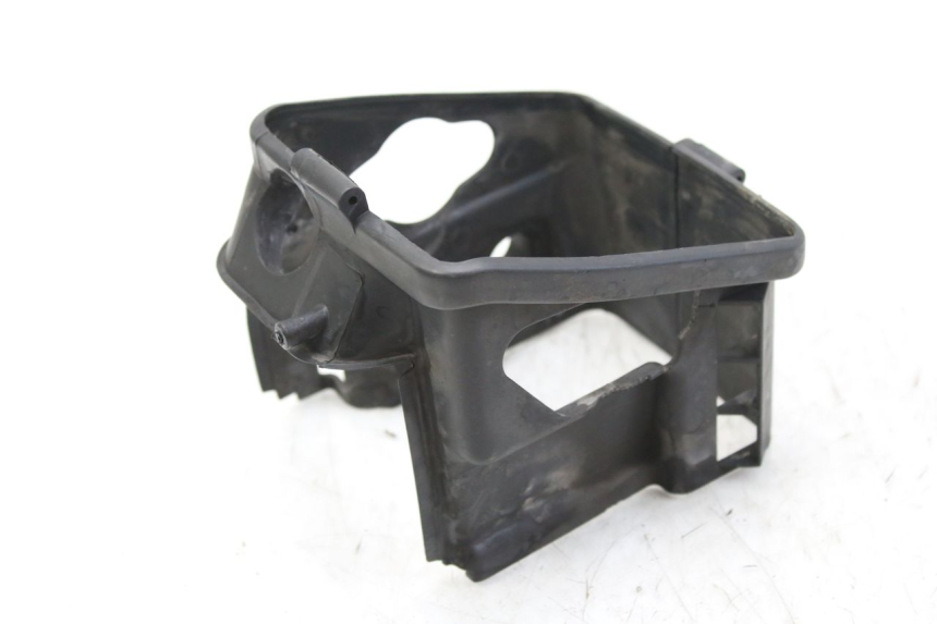 photo de CYLINDER HEAD COVER APRILIA SCARABEO 100 (2003 - 2012) - Fixing points details