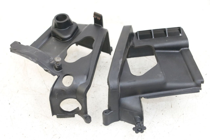 photo de CYLINDER HEAD COVER APRILIA SCARABEO 100 (2003 - 2012) - Main view