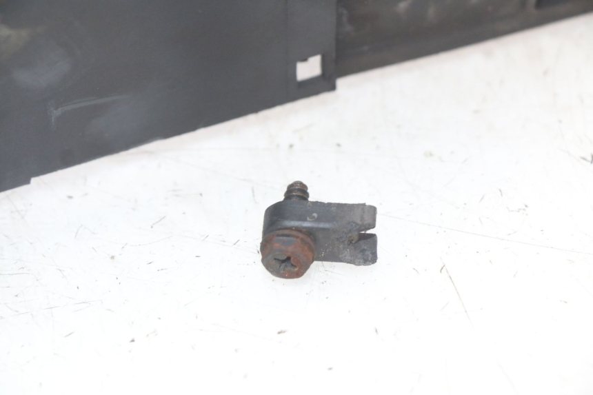 photo de CYLINDER HEAD COVER SYM SYMPHONY 125 (2009 - 2015) - Surface and material condition