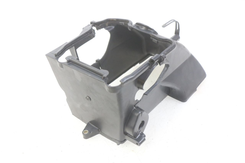 photo de CYLINDER HEAD COVER PEUGEOT TWEET 125 (2010 - 2017) - Component detail