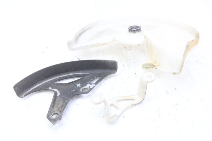 photo de BRAKE DISC COVER HONDA CRF 250 (2010 - 2013) - Zoom on usage condition