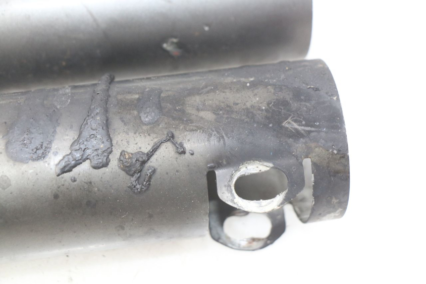 photo de FORK COVER ROYAL ENFIELD BULLET CLASSIC 500 (2017 - 2020) - Technical close-up