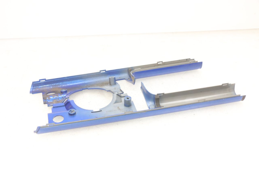 photo de FORK COVER PEUGEOT FOX 50 (1995 - 2003) - Additional view of the item