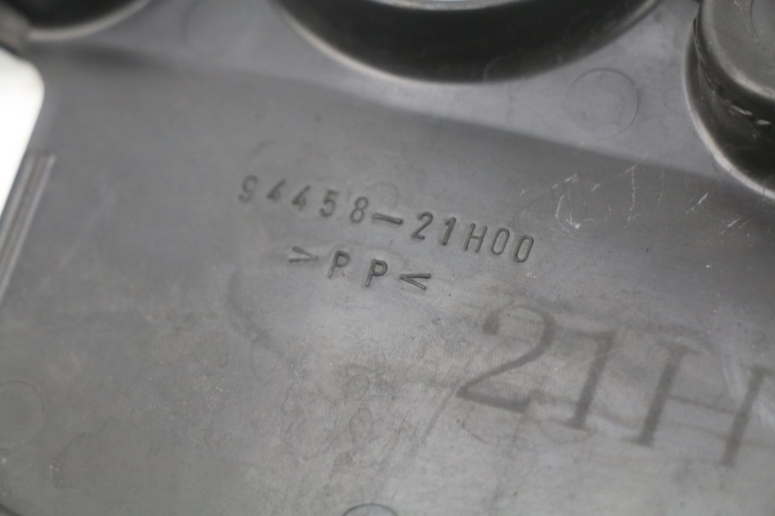 photo de FORK PANEL SUZUKI GSX-R GSXR K16 1000 (2012 - 2016) - Component detail